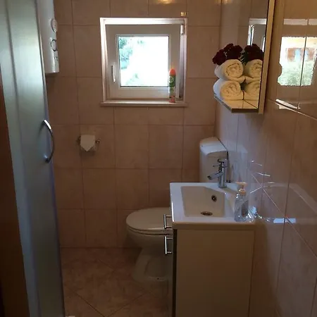Apartment Crnjac *